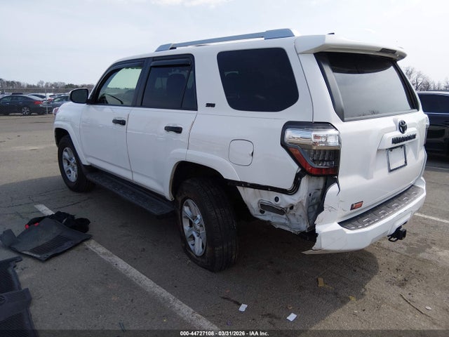 2017 Toyota 4runner Sr5 მანქანა იყიდება აუქციონზე, vin: JTEBU5JR4H5422533, აუქციონის ნომერი: 44727108