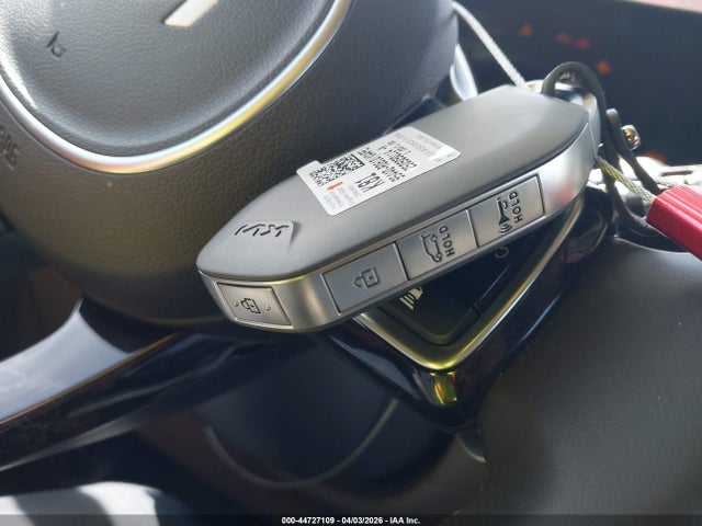 KNDNC5KA8T6125698 KIA Carnival Mpv Hybrid Ex