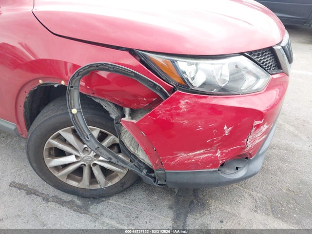 2018 NISSAN ROGUE SPORT JN1BJ1CPXJW153359 Photo 5