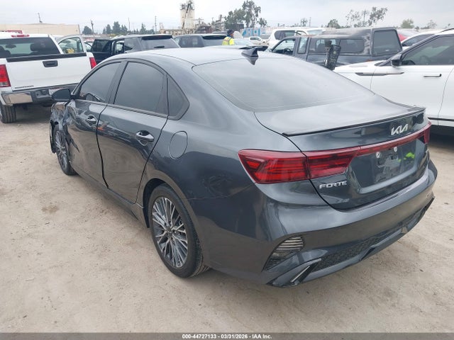 3KPF54ADXPE647267 KIA Forte Gt-line