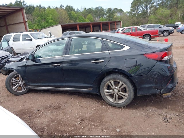 Продажа на аукционе авто 2018 Hyundai Sonata Sport+, vin: 5NPE34AF4JH701006, номер лота: 44727167