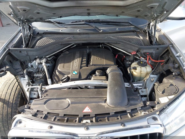 44727176 :رقم المزاد ، 5UXKR0C53G0P25705 vin ، 2016 Bmw X5 Xdrive35i مزاد بيع