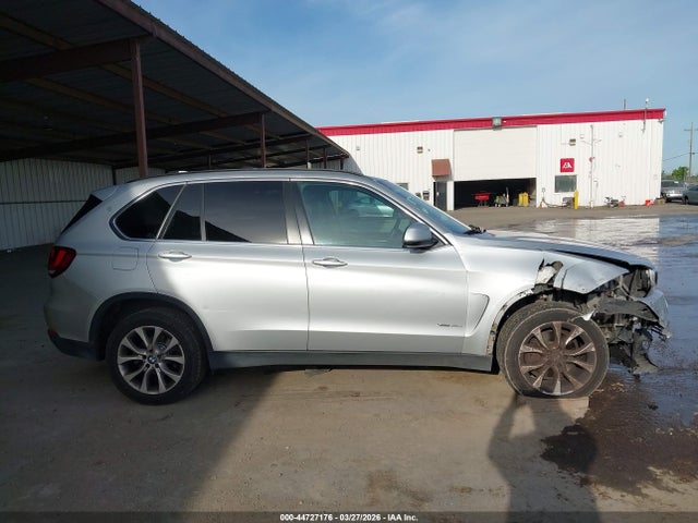 44727176 :رقم المزاد ، 5UXKR0C53G0P25705 vin ، 2016 Bmw X5 Xdrive35i مزاد بيع