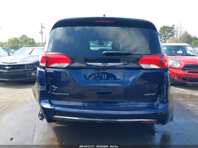 2019 Chrysler Pacifica Limited მანქანა იყიდება აუქციონზე, vin: 2C4RC1GG1KR732086, აუქციონის ნომერი: 44727177
