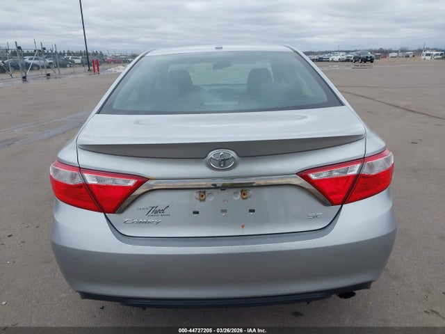Aukcja sprzedaży 2015 Toyota Camry Se, vin: 4T1BF1FK0FU883620, numer aukcji: 44727205