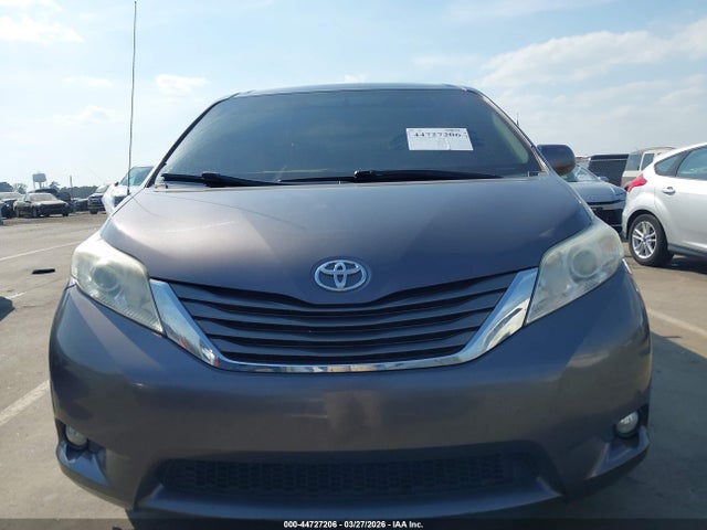 Aukcja sprzedaży 2012 Toyota Sienna Xle V6 8 Passenger, vin: 5TDYK3DC2CS271906, numer aukcji: 44727206