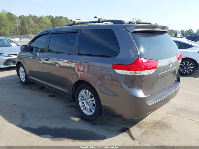 Aukcja sprzedaży 2012 Toyota Sienna Xle V6 8 Passenger, vin: 5TDYK3DC2CS271906, numer aukcji: 44727206