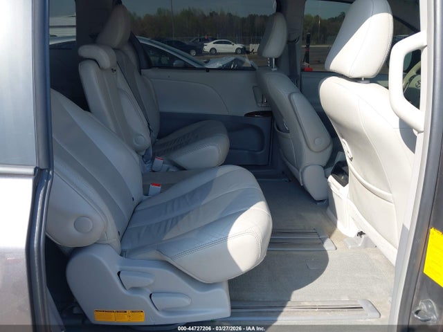 Aukcja sprzedaży 2012 Toyota Sienna Xle V6 8 Passenger, vin: 5TDYK3DC2CS271906, numer aukcji: 44727206