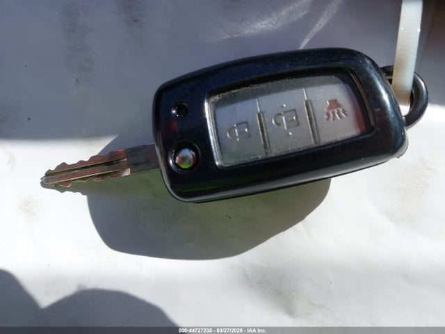 JN1BJ1CP2JW157602 Nissan Rogue Sport S