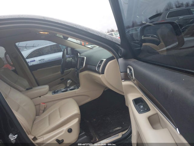 44727323 :رقم المزاد ، 1C4RJFBG2HC901575 vin ، 2017 Jeep Grand Cherokee Limited 4x4 مزاد بيع