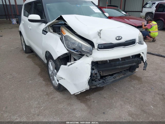 Продаж на аукціоні авто 2015 Kia Soul +, vin: KNDJP3A50F7793263, номер лоту: 44727366