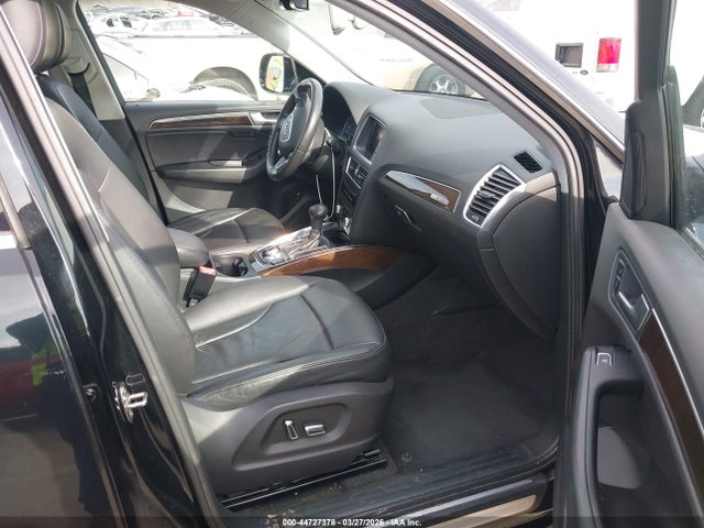44727378 :رقم المزاد ، WA1LFAFP9EA068184 vin ، 2014 Audi Q5 2.0t Premium مزاد بيع
