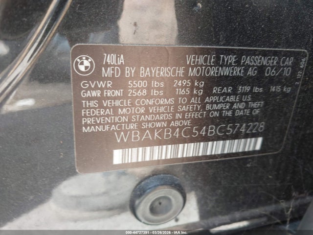 2011 Bmw 740li მანქანა იყიდება აუქციონზე, vin: WBAKB4C54BC574228, აუქციონის ნომერი: 44727391