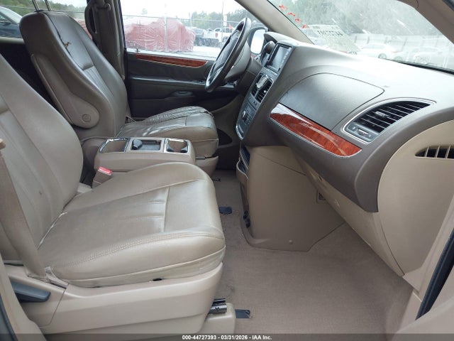 Продажа на аукционе авто 2015 Chrysler Town & Country Touring, vin: 2C4RC1BGXFR529050, номер лота: 44727393