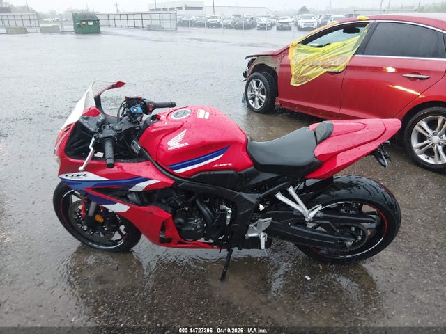 Продаж на аукціоні авто 2024 Honda Cbr650 R, vin: MLHRH1550R5000894, номер лоту: 44727396