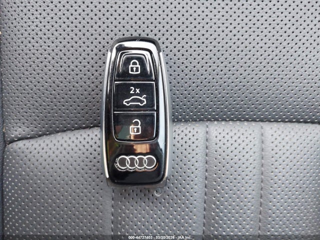 Продаж на аукціоні авто 2022 Audi E-tron Sportback Premium Plus S Line Quattro, vin: WA12AAGE2NB008555, номер лоту: 44727403