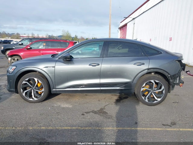 Продаж на аукціоні авто 2022 Audi E-tron Sportback Premium Plus S Line Quattro, vin: WA12AAGE2NB008555, номер лоту: 44727403