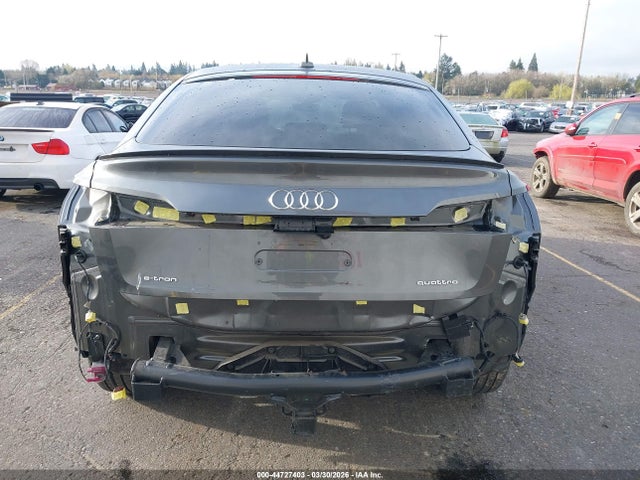 Продаж на аукціоні авто 2022 Audi E-tron Sportback Premium Plus S Line Quattro, vin: WA12AAGE2NB008555, номер лоту: 44727403