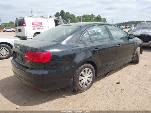 Продаж на аукціоні авто 2013 Volkswagen Jetta 2.0l S, vin: 3VW2K7AJ3DM288969, номер лоту: 44727405