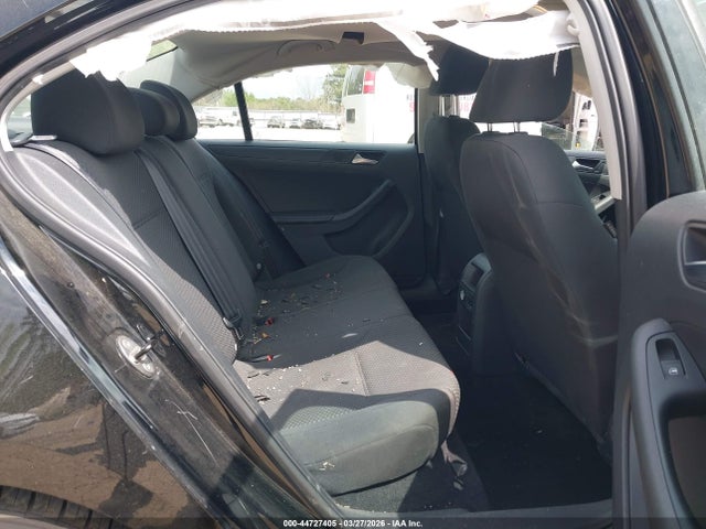 Продаж на аукціоні авто 2013 Volkswagen Jetta 2.0l S, vin: 3VW2K7AJ3DM288969, номер лоту: 44727405