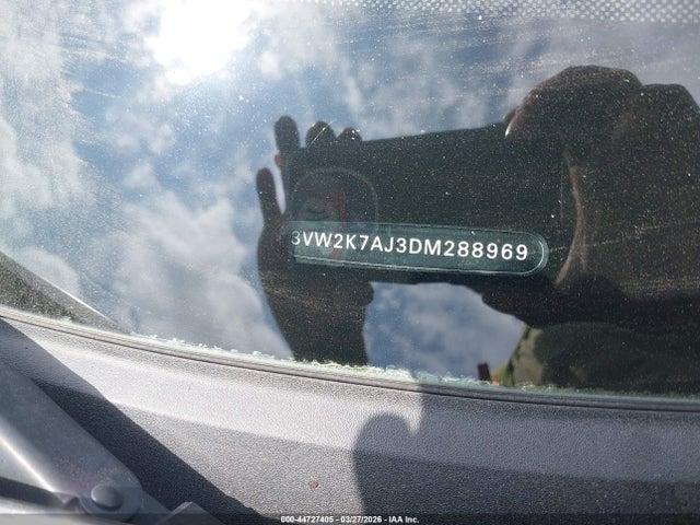 Продаж на аукціоні авто 2013 Volkswagen Jetta 2.0l S, vin: 3VW2K7AJ3DM288969, номер лоту: 44727405
