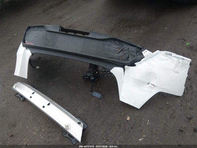 7SAYGDED1TF436883 Tesla Model Y Premium Rear-wheel Drive/standard Rear-wheel Drive