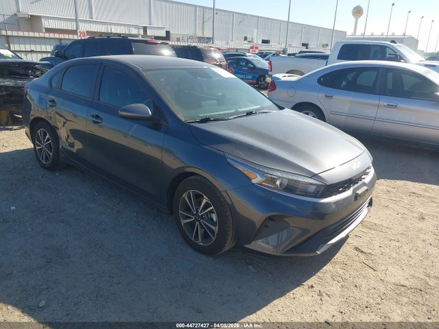 KIA Forte Lxs 2024 3KPF24AD0RE829149 main image