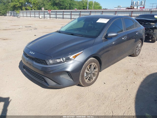 KIA Forte Lxs 2024 3KPF24AD0RE829149 Image 2