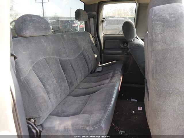 Продажа на аукционе авто 2000 Chevrolet Silverado 1500 Ls, vin: 2GCEC19V5Y1384388, номер лота: 44727439
