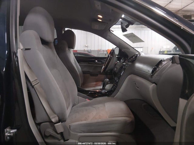44727472 :رقم المزاد ، 5GAKRAKD2GJ321581 vin ، 2016 Buick Enclave Convenience مزاد بيع