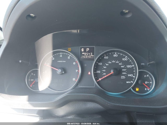 44727522 :رقم المزاد ، 4S4BRCCC1D3290657 vin ، 2013 Subaru Outback 2.5i Premium مزاد بيع