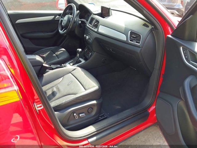 44727526 :رقم المزاد ، WA1ECCFS8HR010574 vin ، 2017 Audi Q3 2.0t Premium مزاد بيع