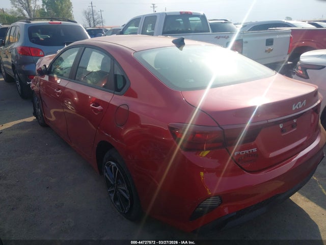 2024 Kia Forte Lxs მანქანა იყიდება აუქციონზე, vin: 3KPF24AD6RE704415, აუქციონის ნომერი: 44727572