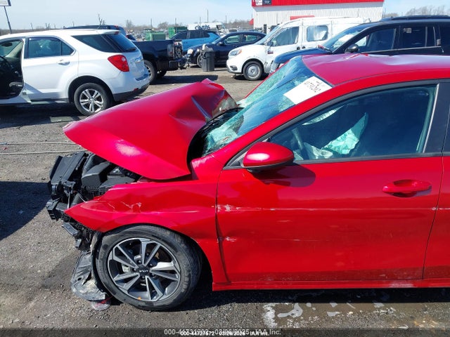 2024 Kia Forte Lxs მანქანა იყიდება აუქციონზე, vin: 3KPF24AD6RE704415, აუქციონის ნომერი: 44727572