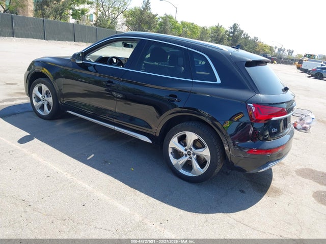 44727591 :رقم المزاد ، WA1BAAFY7M2011056 vin ، 2021 Audi Q5 Premium Plus 45 Tfsi Quattro S Tronic مزاد بيع