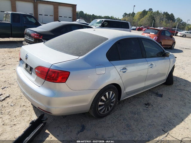 44727631 :رقم المزاد ، 3VW2K7AJ3EM311135 vin ، 2014 Volkswagen Jetta 2.0l S مزاد بيع