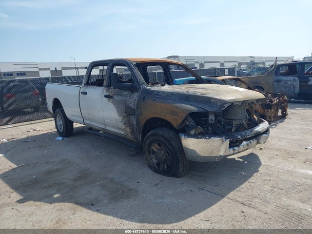 Продаж на аукціоні авто 2017 Ram 3500 Tradesman  4x4 8' Box, vin: 3C63R3GL8HG560724, номер лоту: 44727640