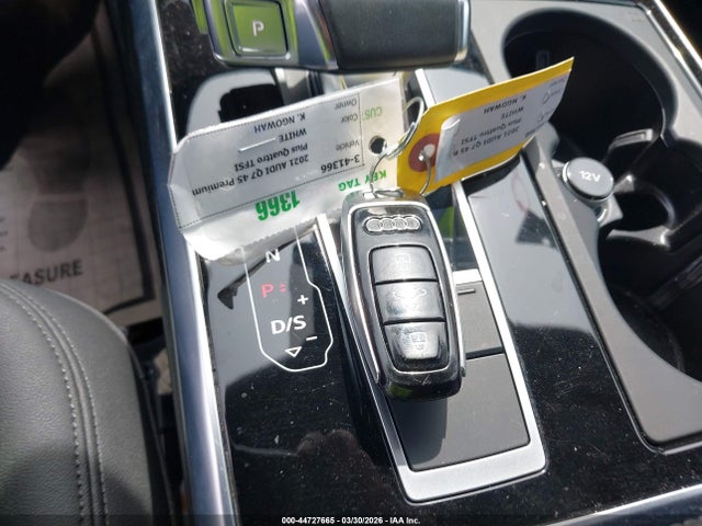 44727665 :رقم المزاد ، WA1LJAF73MD038464 vin ، 2021 Audi Q7 Premium Plus 45 Tfsi Quattro Tiptronic مزاد بيع
