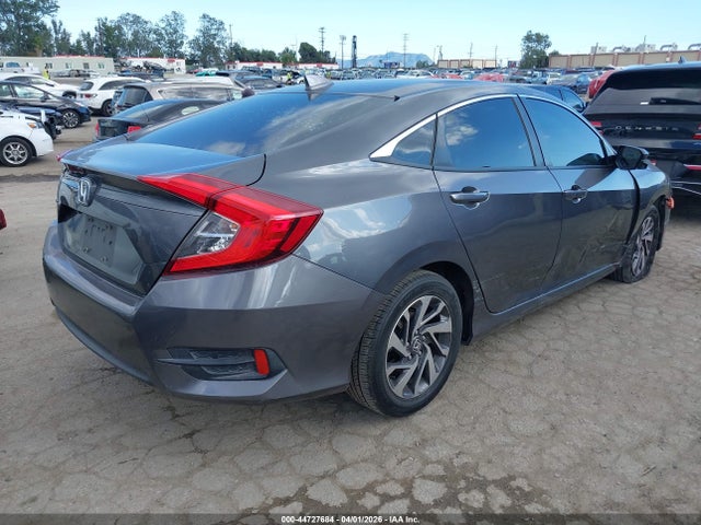 2018 HONDA CIVIC 2HGFC2F79JH544383 Photo 3