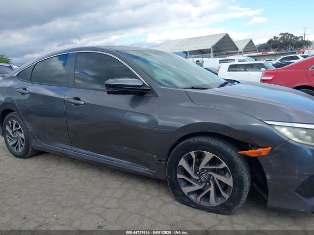 2018 HONDA CIVIC 2HGFC2F79JH544383 Photo 5