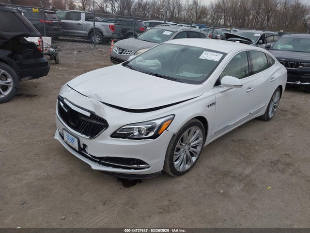 1G4ZP5SS5JU137519 Buick Lacrosse Essence