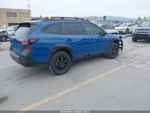 4S4BTGUD7S3248569 Subaru Outback Wilderness