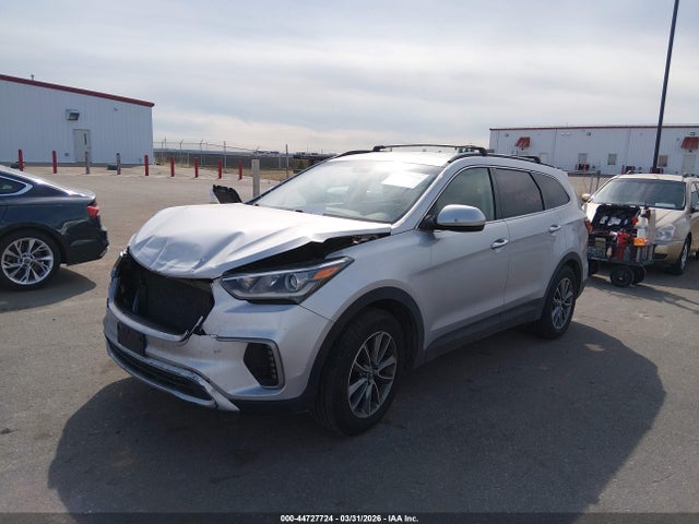 KM8SMDHF1HU176066 Hyundai Santa Fe Se