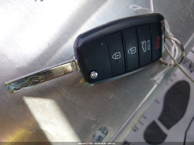 3KPA25AD0LE276672 KIA Rio 5-door S