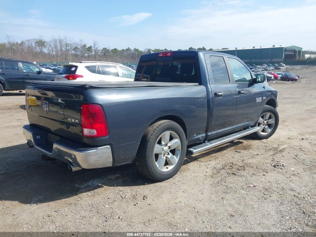 44727762 :رقم المزاد ، 1C6RR7GT9HS785177 vin ، 2017 Ram 1500 Big Horn  4x4 6'4 Box مزاد بيع
