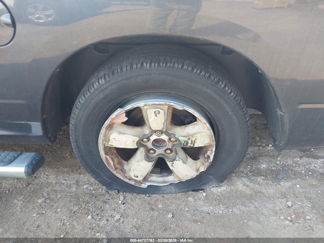 44727762 :رقم المزاد ، 1C6RR7GT9HS785177 vin ، 2017 Ram 1500 Big Horn  4x4 6'4 Box مزاد بيع