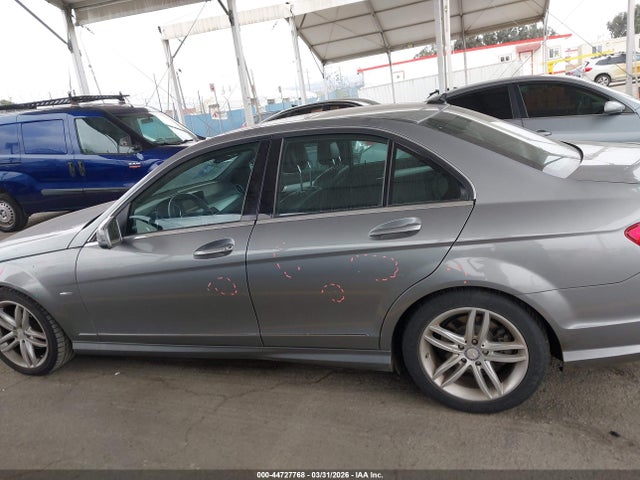 44727768 :رقم المزاد ، WDDGF4HBXCA712742 vin ، 2012 Mercedes-benz C 250 Sport مزاد بيع