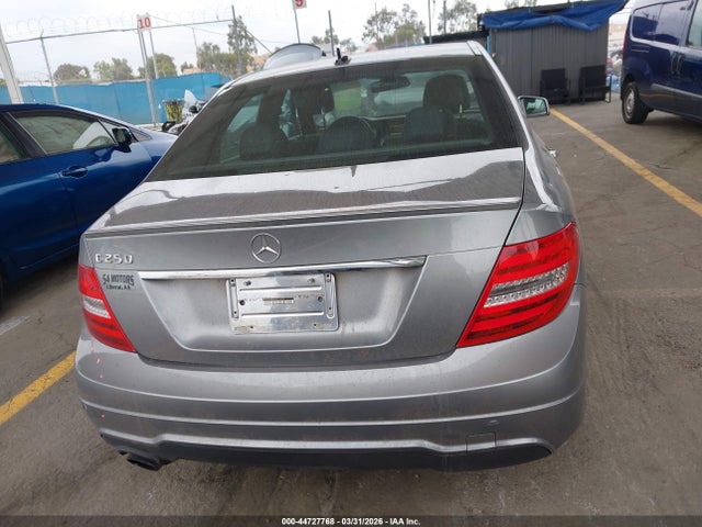 44727768 :رقم المزاد ، WDDGF4HBXCA712742 vin ، 2012 Mercedes-benz C 250 Sport مزاد بيع