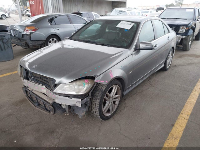 44727768 :رقم المزاد ، WDDGF4HBXCA712742 vin ، 2012 Mercedes-benz C 250 Sport مزاد بيع