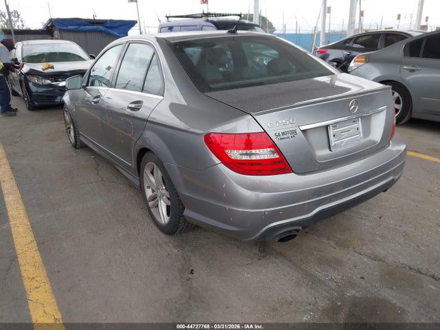 44727768 :رقم المزاد ، WDDGF4HBXCA712742 vin ، 2012 Mercedes-benz C 250 Sport مزاد بيع